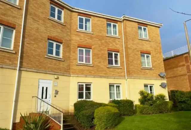 Block of flats in Purfleet, Essex, upgraded with Dimplex Quantum and Q-Rad heaters by Warm and Cosy.